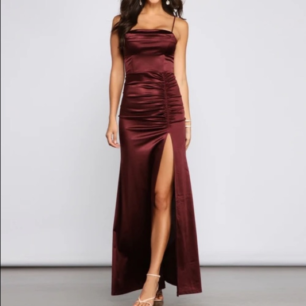Windsor Formal High Slit Ruched Dress BURGUNDY XS